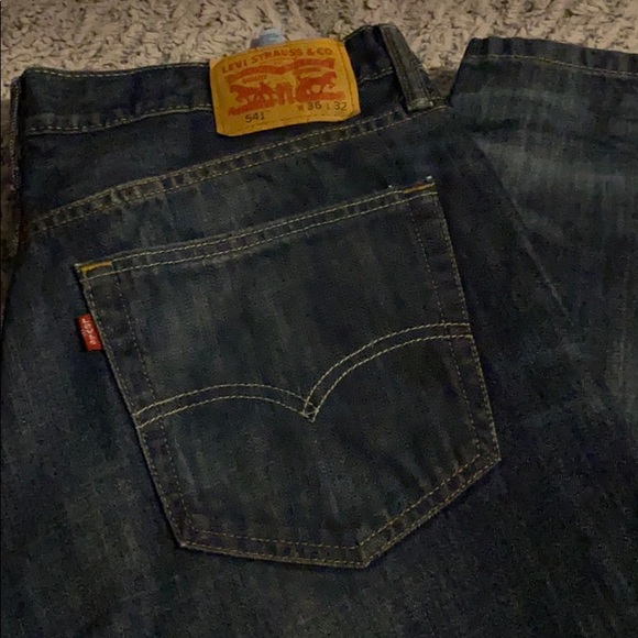 ***NEW*** Levi 541 Jeans - Picture 2 of 8